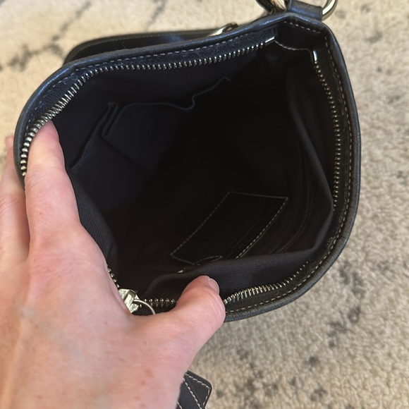 Coach Shoulder Bag - Picture 9 of 10